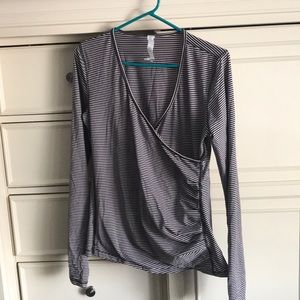 Lumulemon long sleeved top